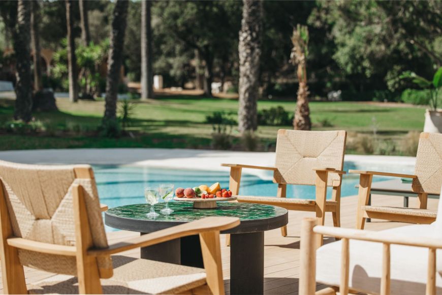 Mesa fruta piscina